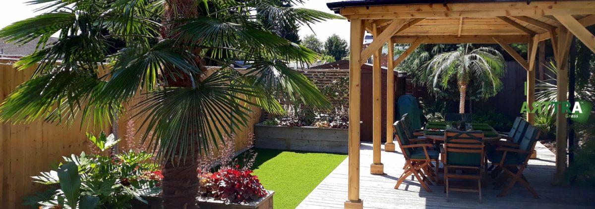 ARTTRAGrass Residential Side Garden