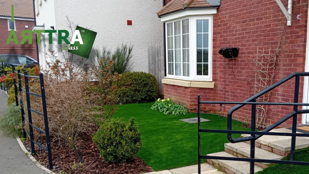 Artificial Lawn Raunds After Left